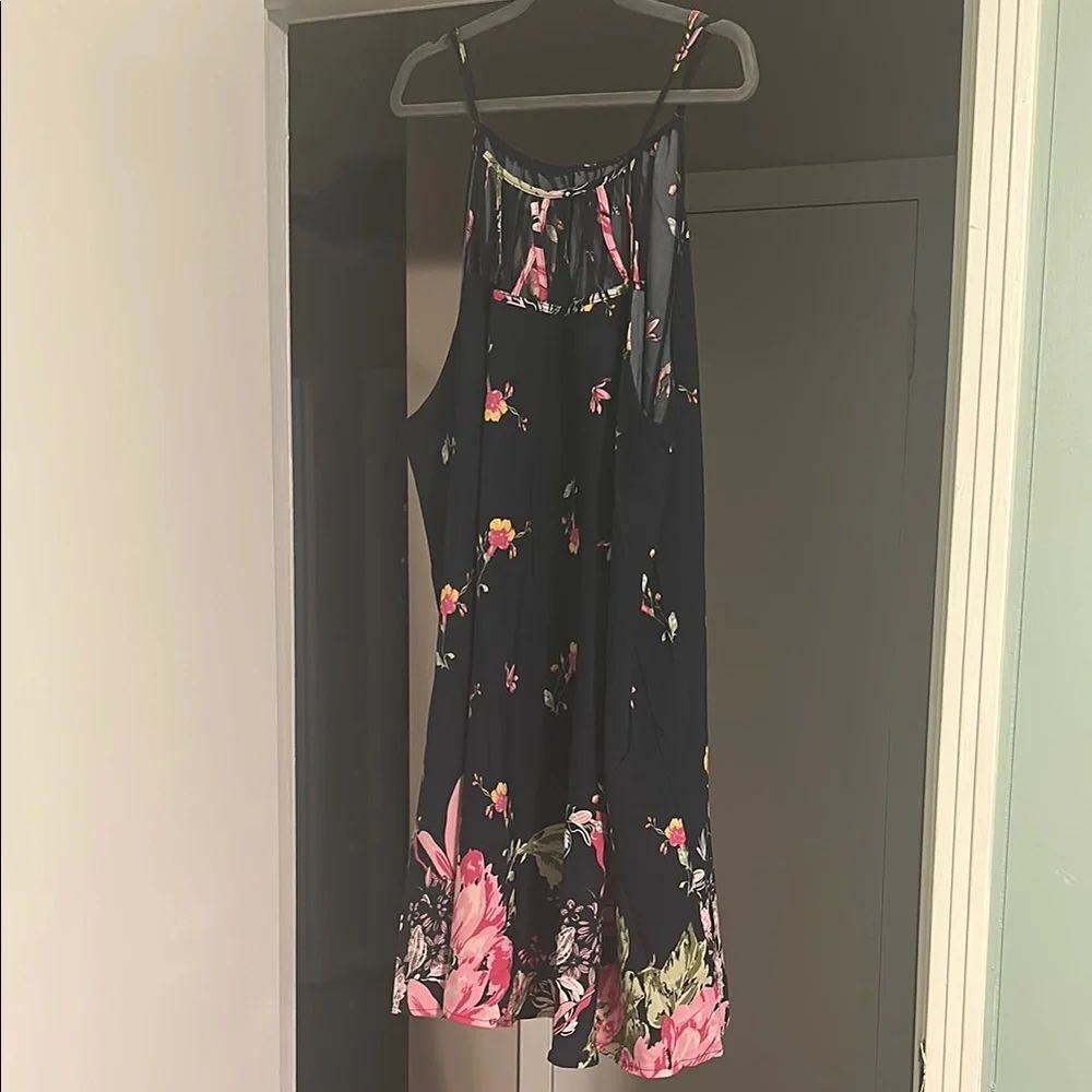 Floral Sleeveless Dress - Black and Pink
